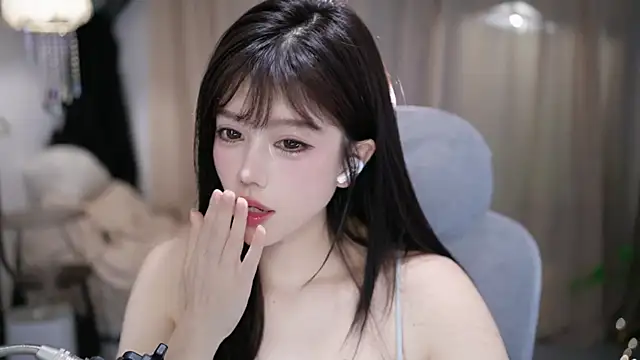 Онлайн чат XXX Cecily