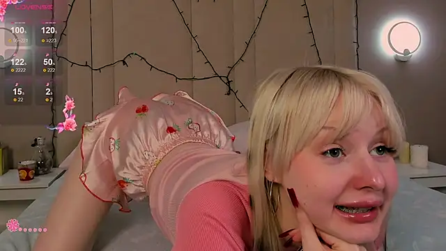 Chat +18 de AdeleSilvy ao vivo