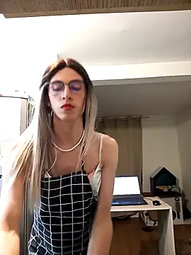 Andy_Roses Live XXX-chat