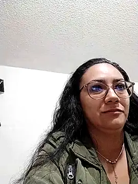 Salma-sweet 即時 XXX 聊天