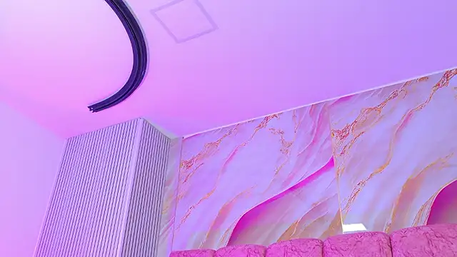 emmacurvyのライブXXXチャット