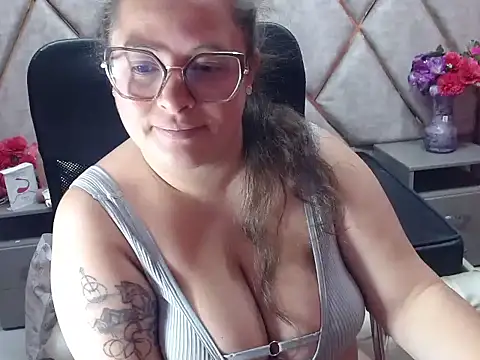 Sarah_Boobs_ 现场XXX聊天