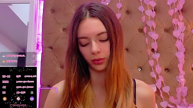 Chat +18 de CoraVex ao vivo