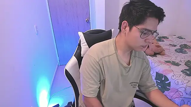 Asta_YunoXXXのウェブカメラショー