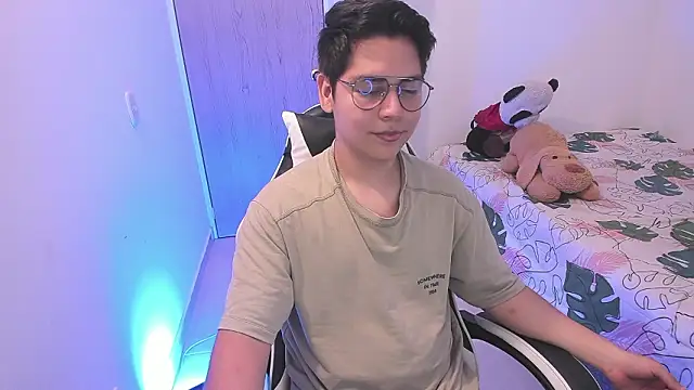 Asta_YunoXXX Adlı Modelin Web Kamerası Şovu