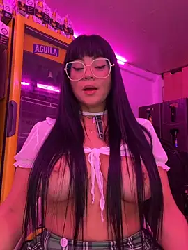 Hot_beauty__ élő XXX-chatje