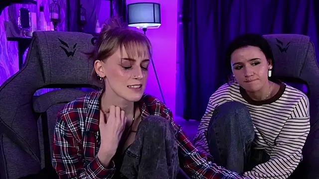 KiraMontoya's Live XXX Chat