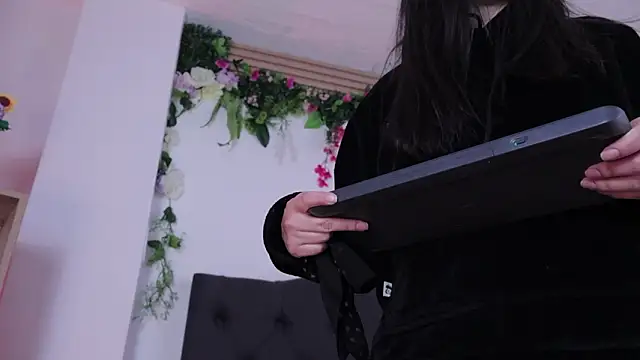 Chat +18 de kaylee_lee ao vivo