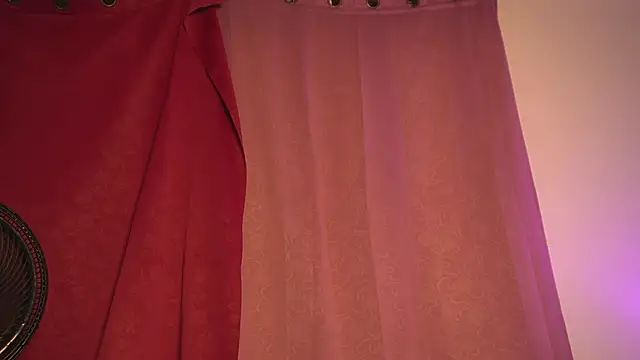 noah_0814's Live XXX Chat