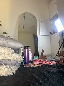 Isa__Blanc Adlı Modelin Canlı XXX Sohbeti