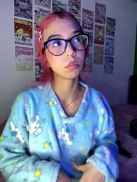 Valen-Foxx1: διαδικτυακό σόου στην κάμερα