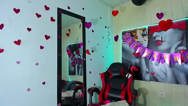 honeyluxe_ Adlı Modelin Canlı XXX Sohbeti