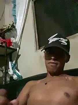 Aleexxx_2005 – Kamerová šou