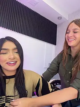 jenn_fit Show in webcam