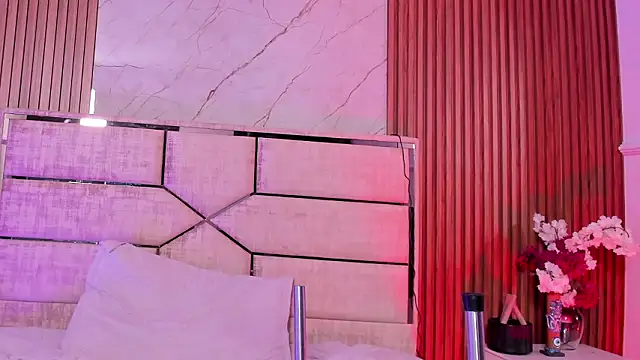 Emberrvelvet Live XXX-Chat