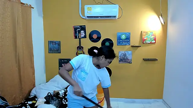 lilithevil32n Live XXX chat