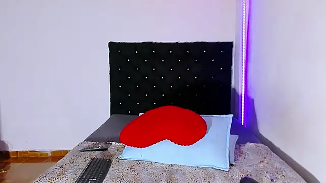 Živý XXX chat valen_colombian69