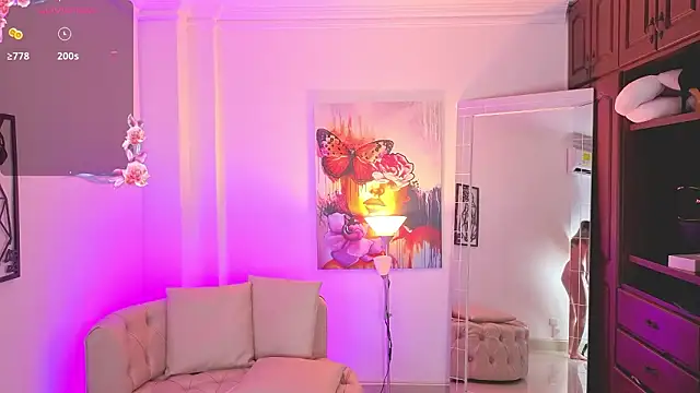 Chat XXX en directo de NATAASHA___