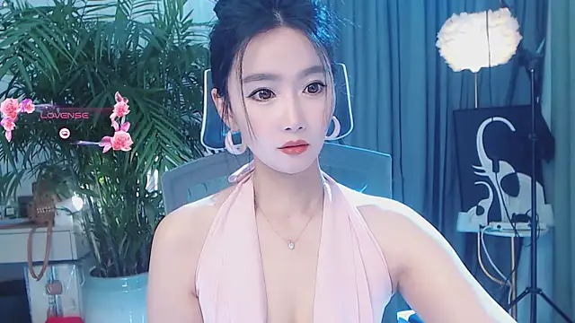 feifei-love élő XXX-chatje