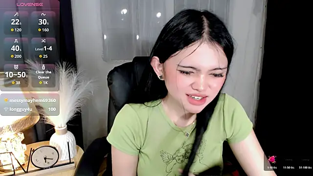 wildest_fantasy élő XXX-chatje