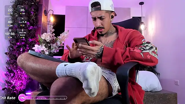 Donovan_Desmond Chat XXX in diretta