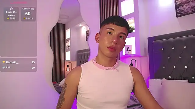 Fancy_Vixen 现场XXX聊天