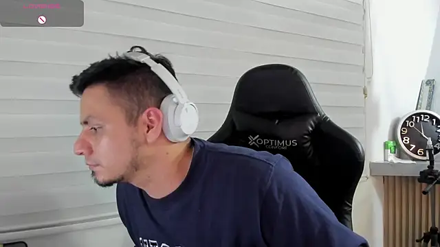 Rick_Adams 现场XXX聊天