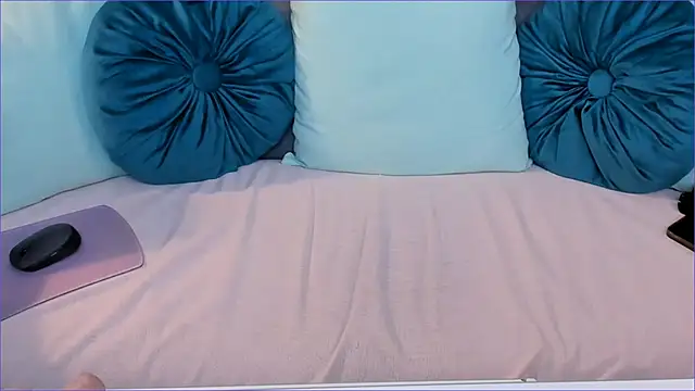 JaqulinneHot's Live XXX Chat