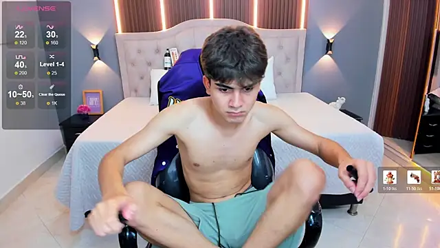 Tommy18__: онлайн-секс-чат