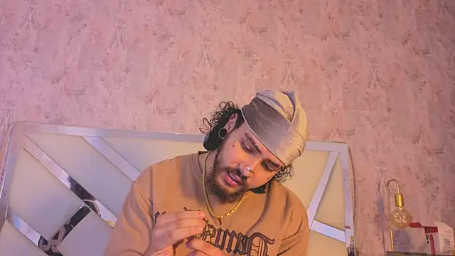 Benny_and_Mark Adlı Modelin Canlı XXX Sohbeti