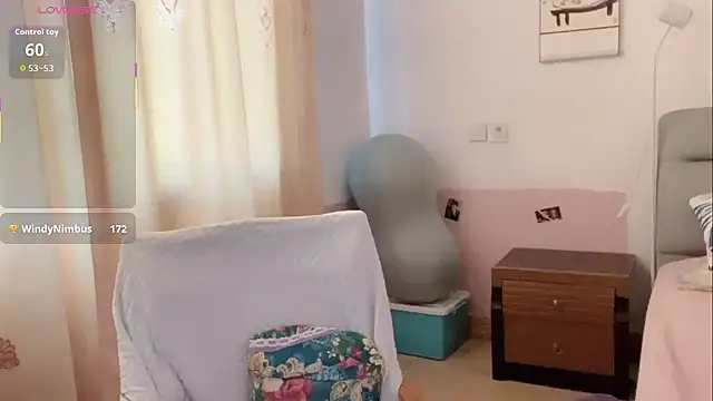 Linda-LL's Webcam Show