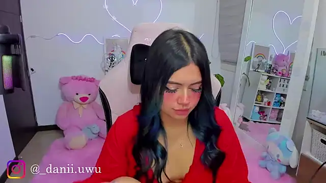 Czat XXX na żywo – CuteDani_