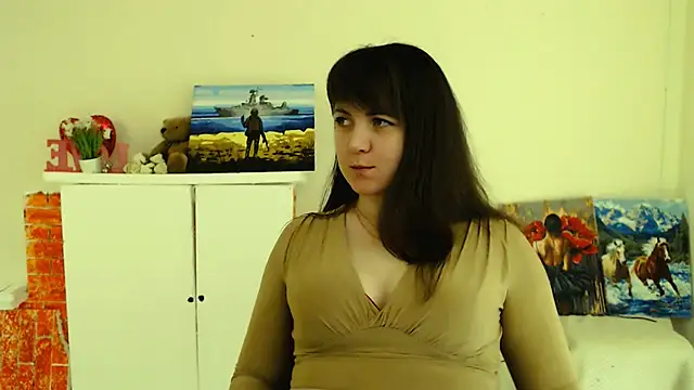 Darina_M_ Live XXX-Chat