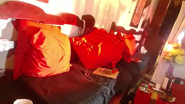 Онлайн чат XXX laye19