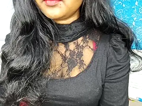 Muktha's Live XXX Chat