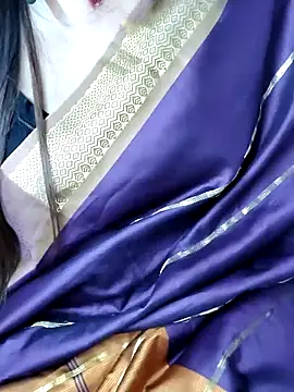 Cutie_NilaのライブXXXチャット