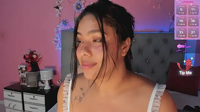 XXX chat uživo modela LEXA_MURPHY