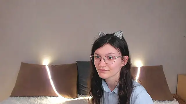 ThoraMarola's Live XXX Chat