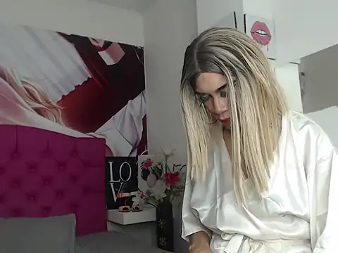 Ailanys_Miller Webcam show