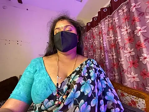 Czat XXX na żywo – LouleyRanii