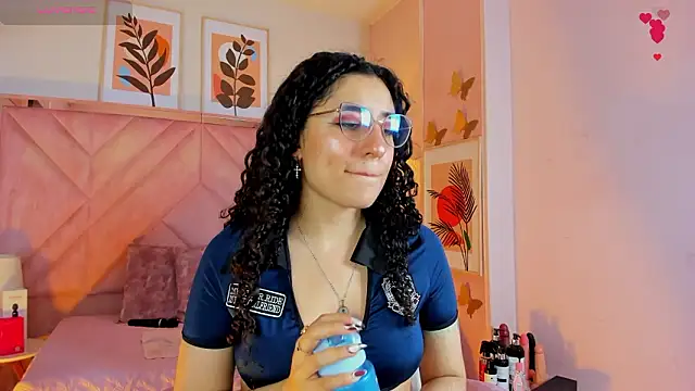 دردشة DemiJones_ الجنسية المباشرة