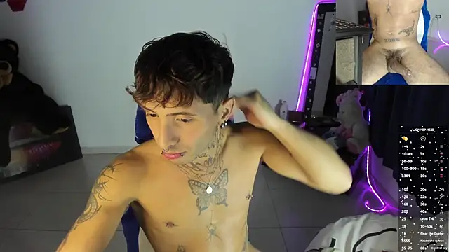 Wall_ee- Webcam show