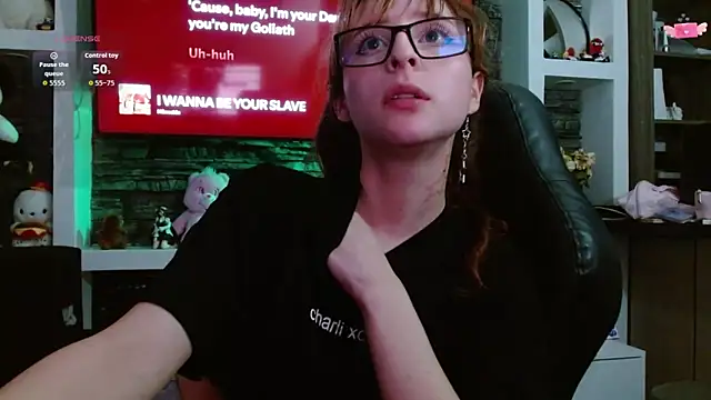 Chat +18 de CelesteAyase ao vivo