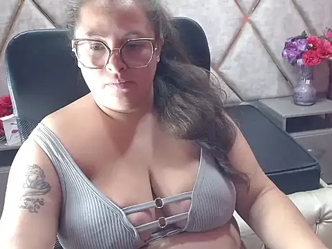 Sarah_Boobs_n Live XXX chat