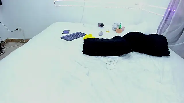 denny_scobar Adlı Modelin Canlı XXX Sohbeti