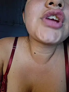 blerstefan1 লাইভ XXX চ্যাট