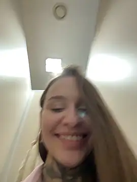 دردشة KishaMur الجنسية المباشرة