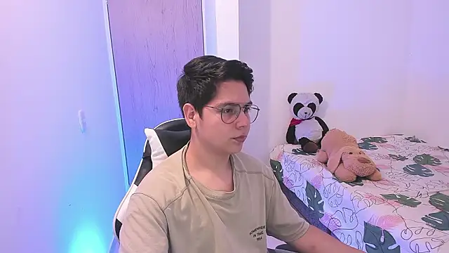 Asta_YunoXXX Adlı Modelin Web Kamerası Şovu