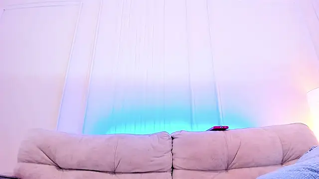 Kenia_Storm – Live XXX-chat