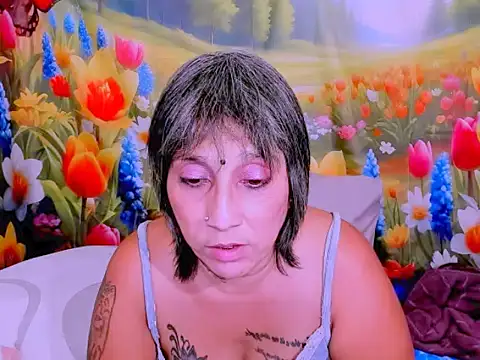 indianroxy 即時 XXX 聊天